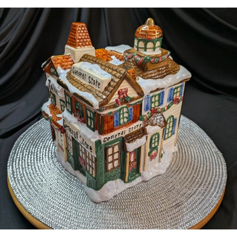 Vintage 2001 Charter Club Winter Garland Ceramic Cookie Jar Christmas Village